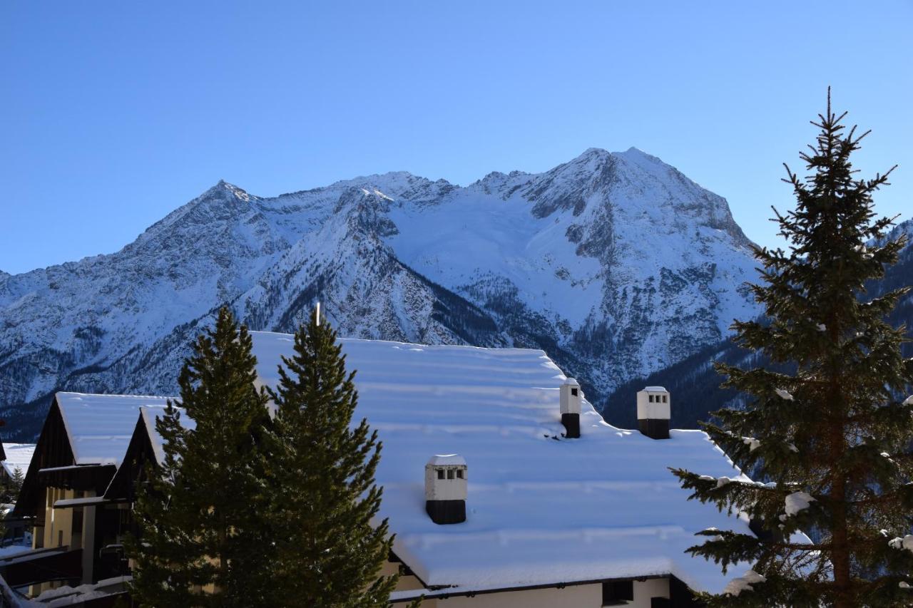 Grange Hike & Ski Sestriere Apartments ภายนอก รูปภาพ