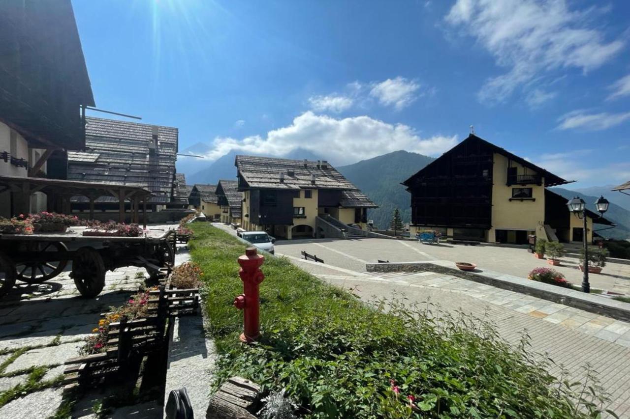 Grange Hike & Ski Sestriere Apartments ภายนอก รูปภาพ